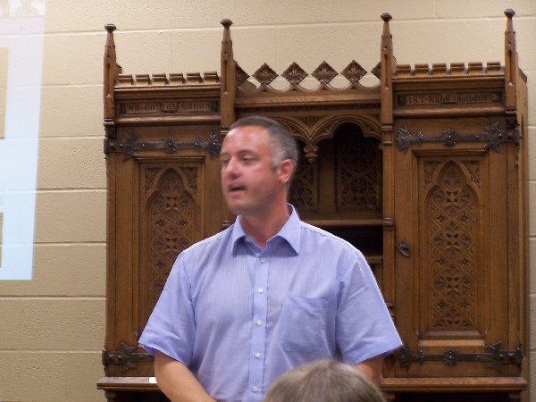 image 104_4496-jpg